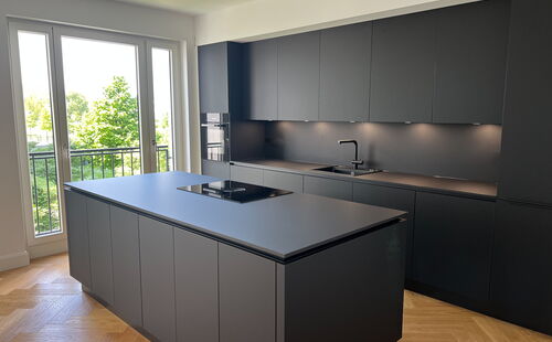 NEUBAU-ERSTBEZUG Oberkassel, Düsseldorf · Immobilie, vermietet